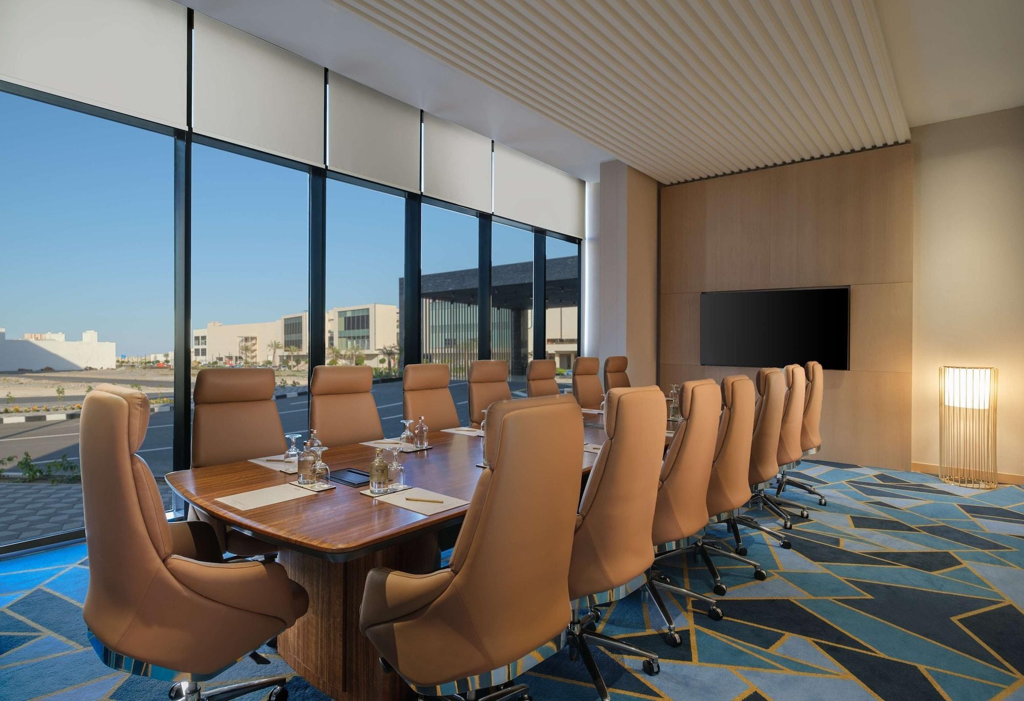 Maani Muscat Hotel & Suites Kültér fotó