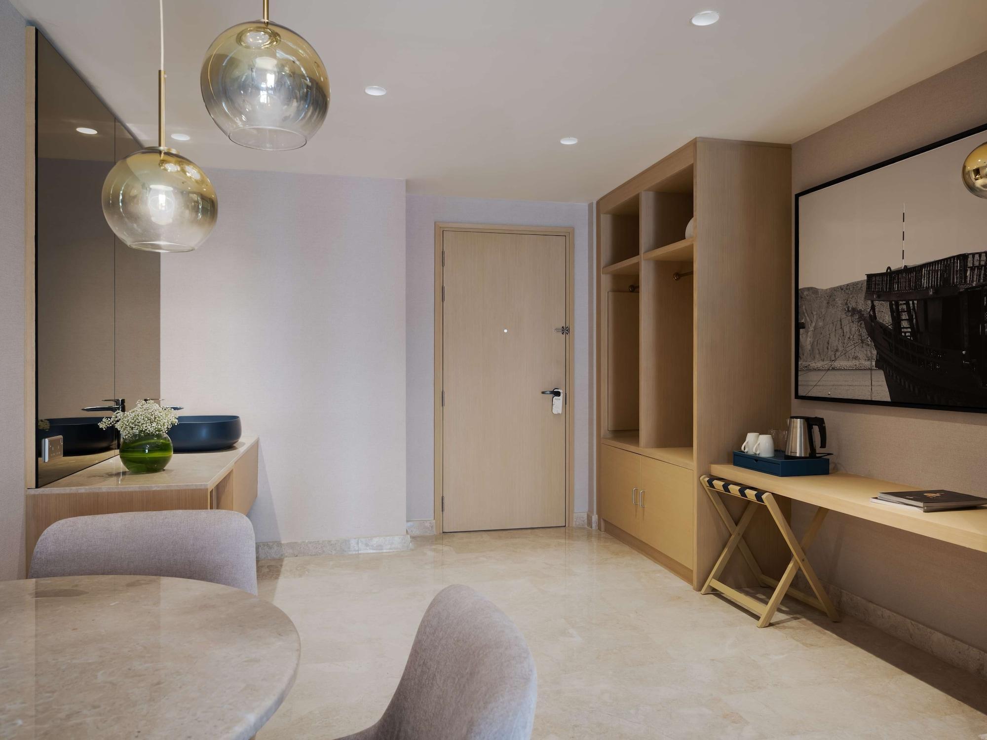 Maani Muscat Hotel & Suites Kültér fotó