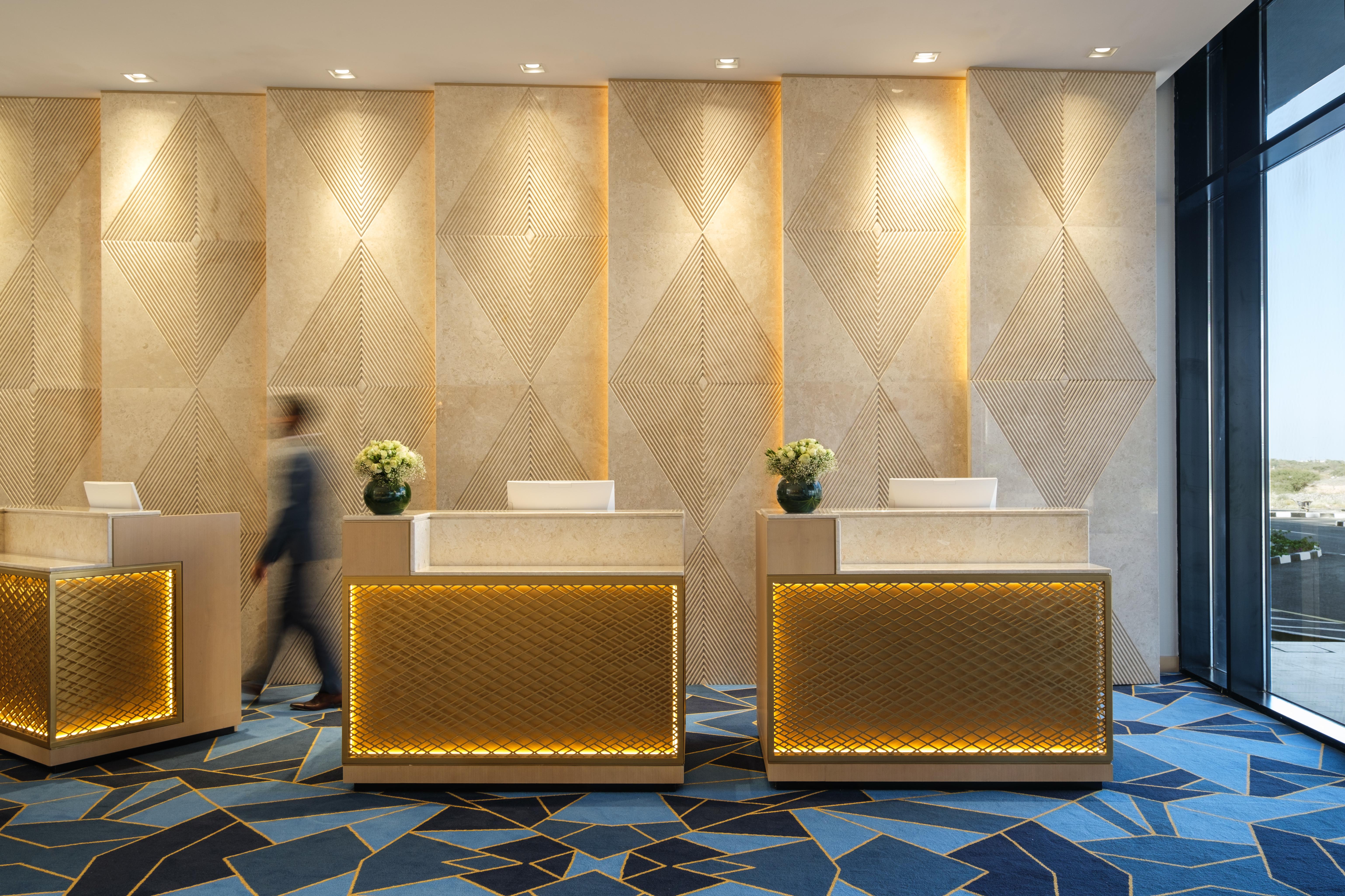 Maani Muscat Hotel & Suites Kültér fotó